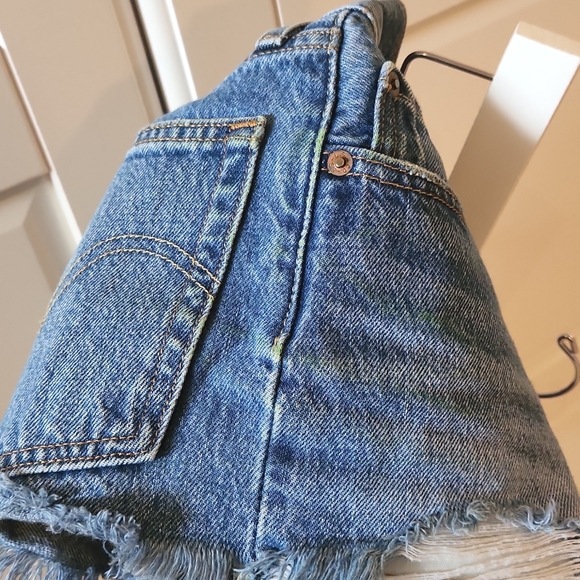 Levi's 501 jeans shorts W24 - Picture 4 of 4